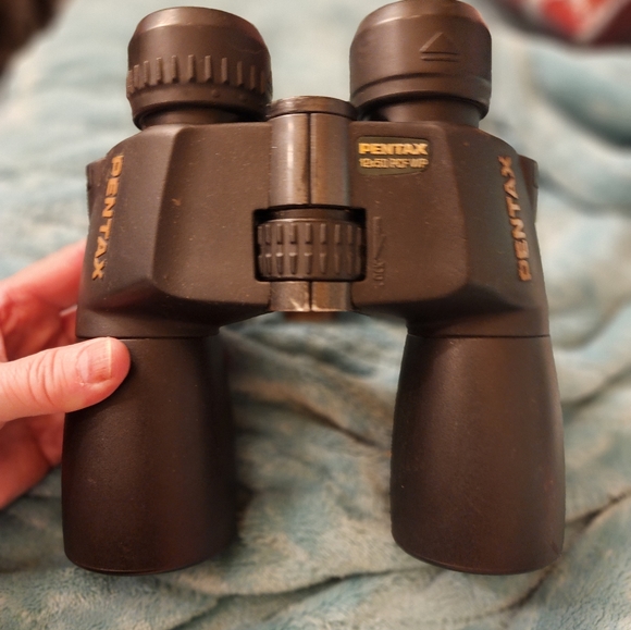 Pentax 12x50 4.2" Binoculars - Picture 1 of 8